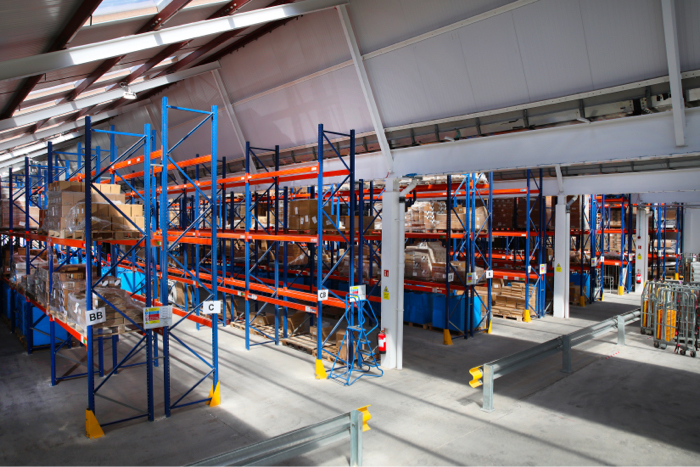 A full 3PL service with warehousing, pick & pack, shipping and returns management